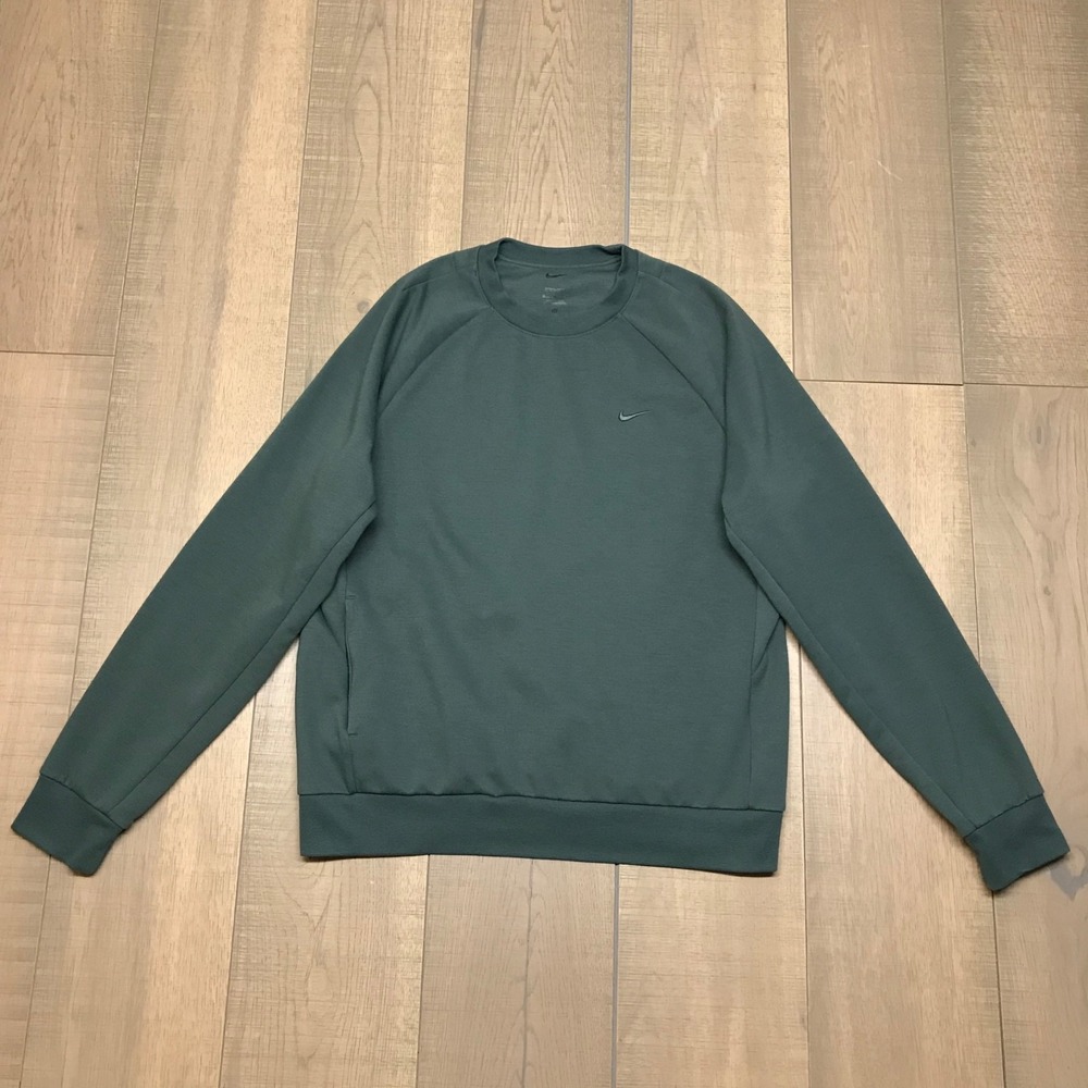 Nike Sweatshirt Mens Size M Green Dri-Fit Primary Fleece UV Crewneck Gym Run